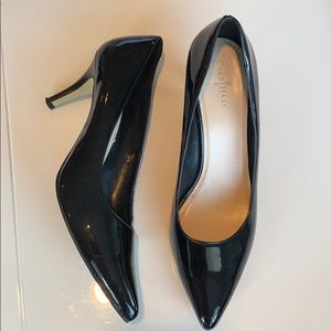 Black Cole Haan leather low heel pumps